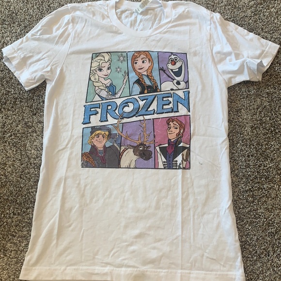 Disney Frozen T-shirt Size Small - Picture 1 of 4